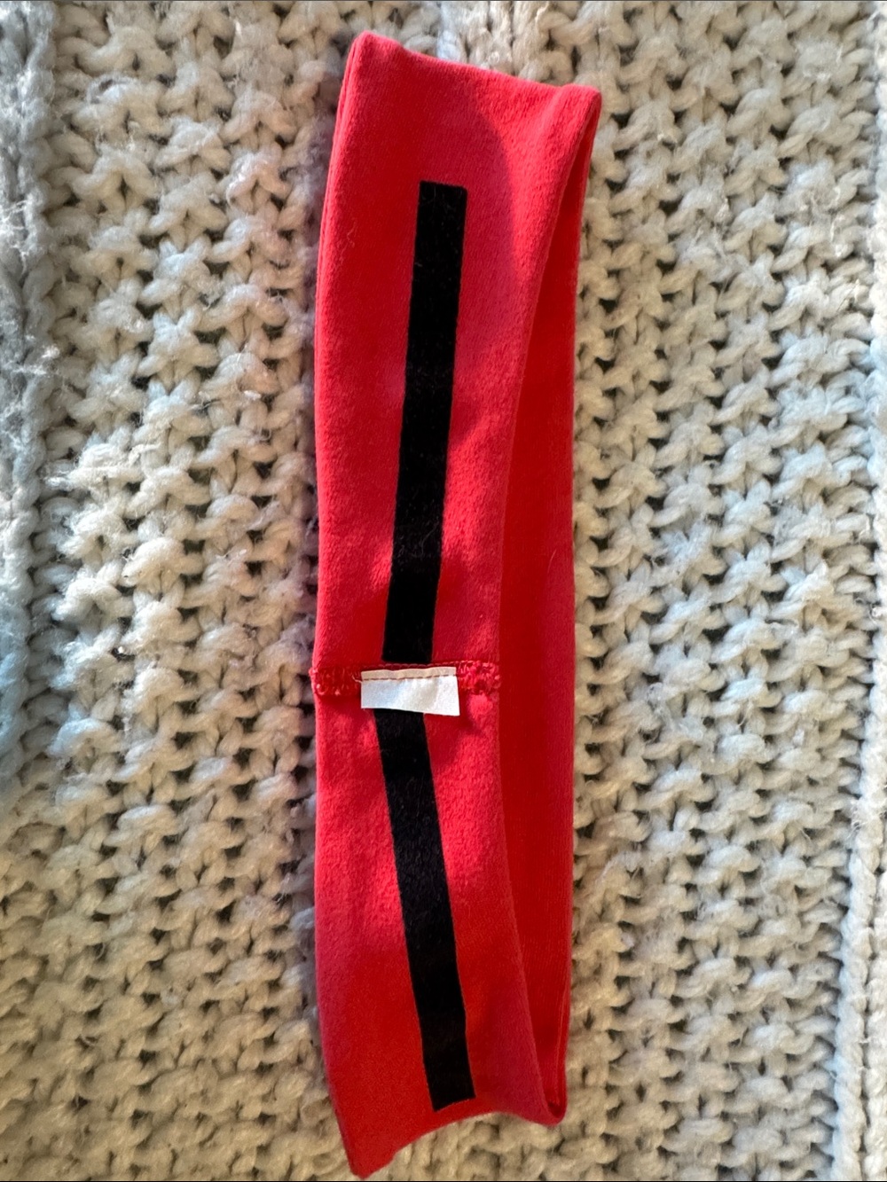 lululemon athletica Women’s bright red stretch workout headband - Picture 5 of 6